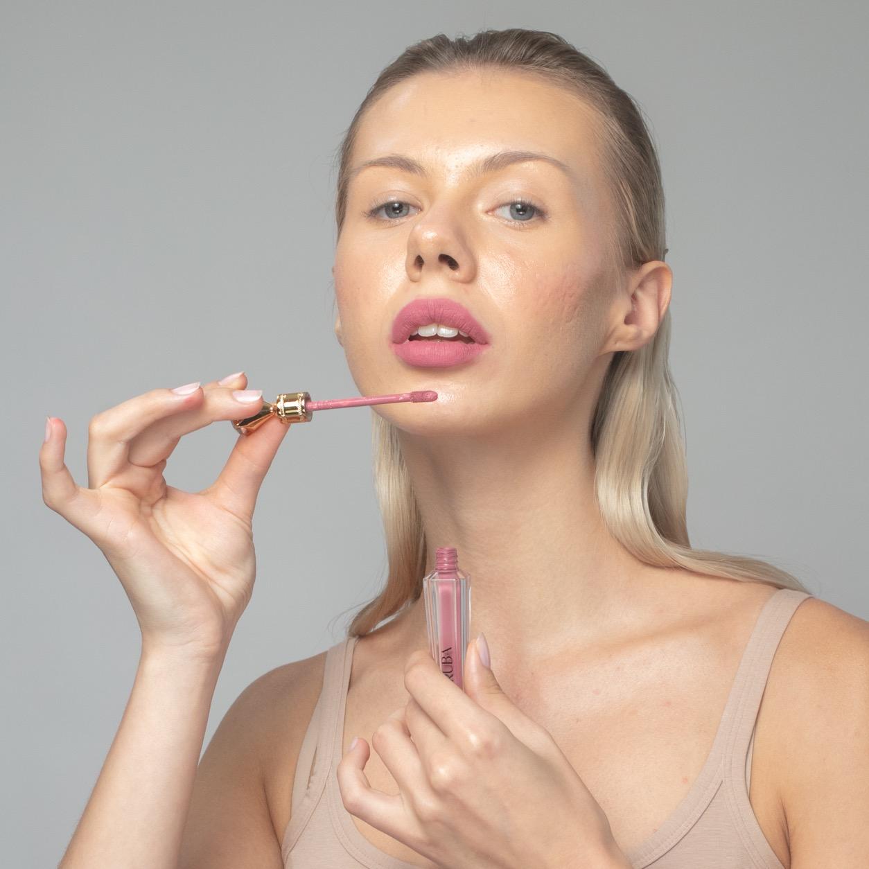 Delruba Diamond Matte Lipstick – Long-Lasting, Waterproof & Vegan Lipstick