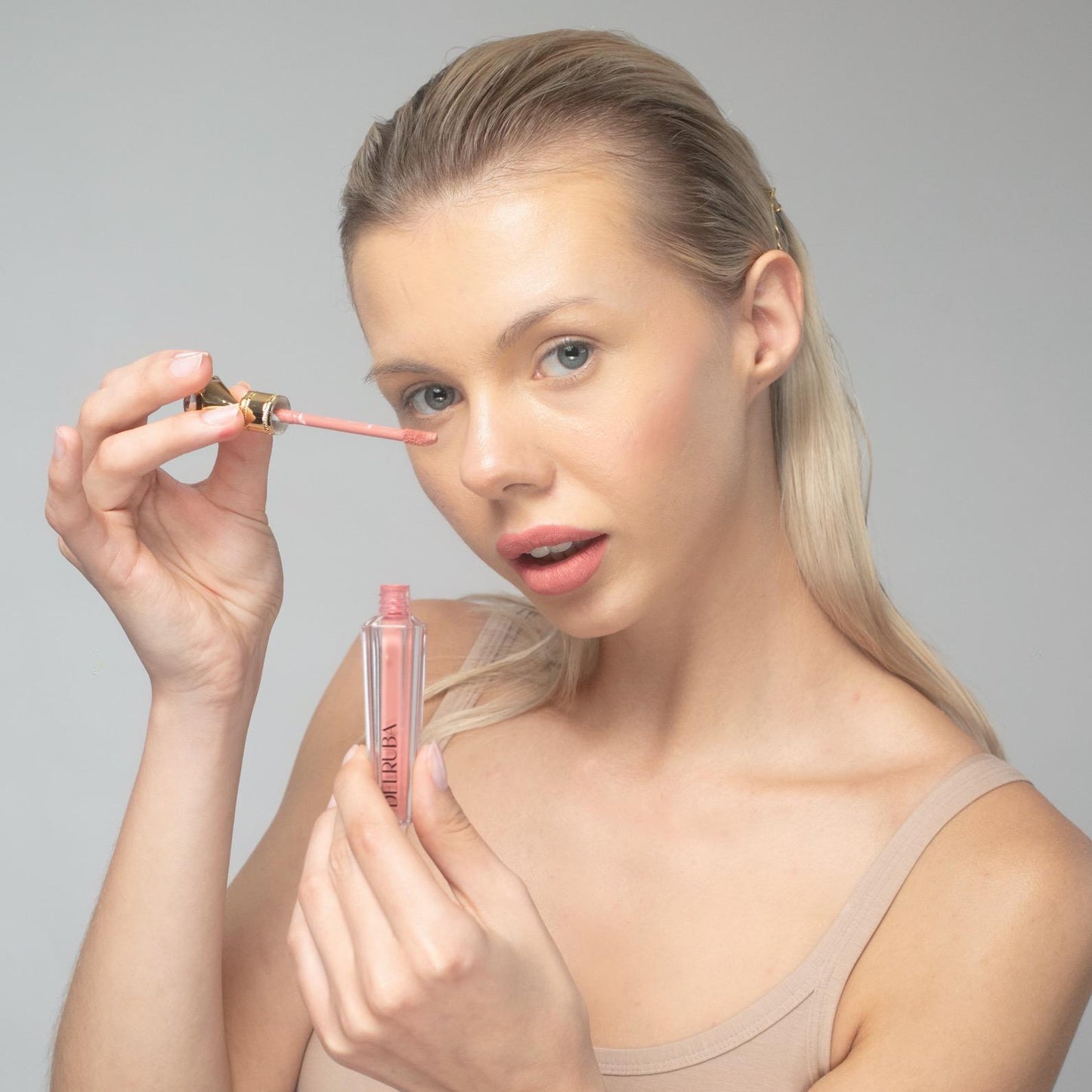 Delruba Diamond Matte Lipstick – Long-Lasting, Waterproof & Vegan Lipstick